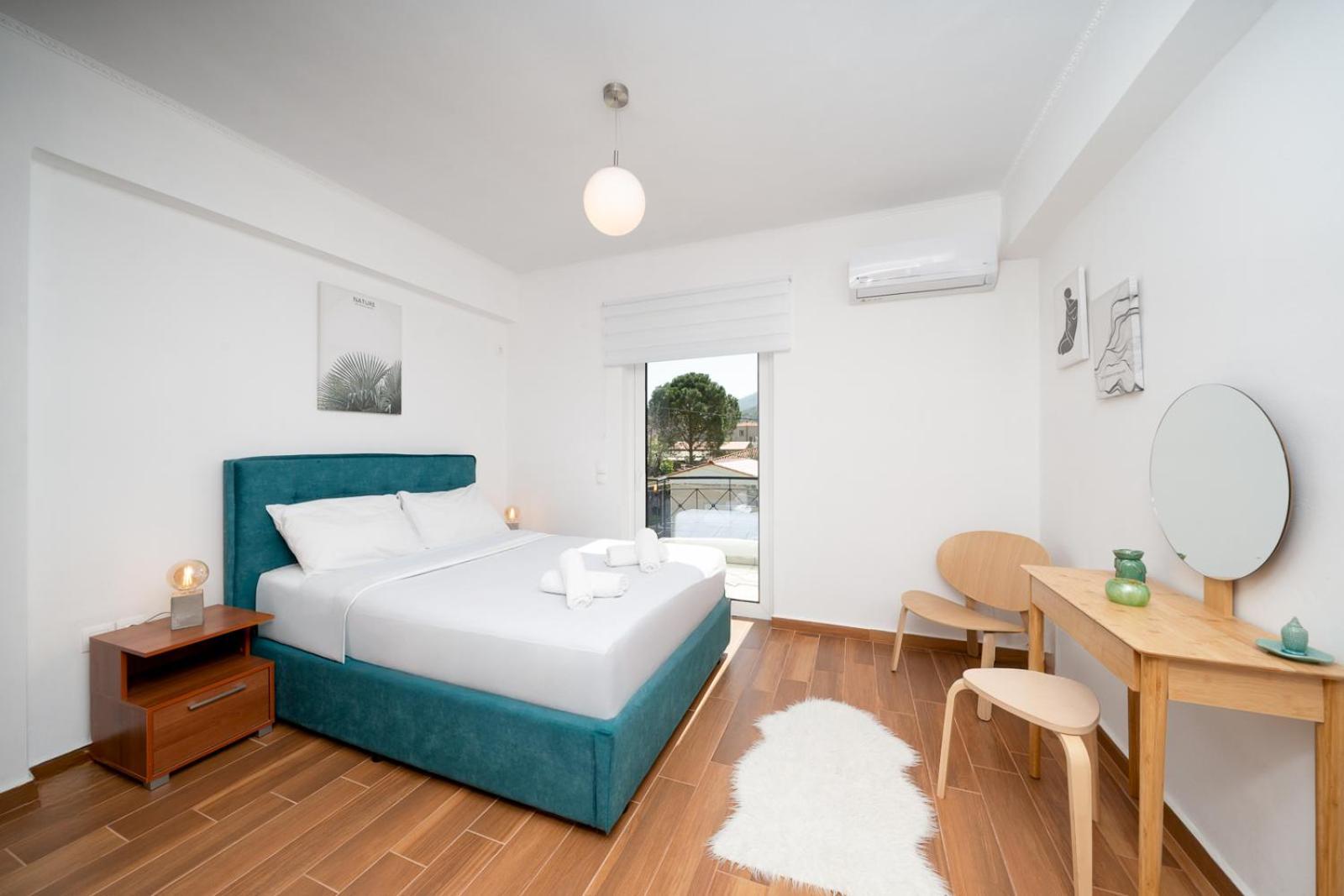 Ozone Complex By A&D Properties Porto Rafti Ngoại thất bức ảnh